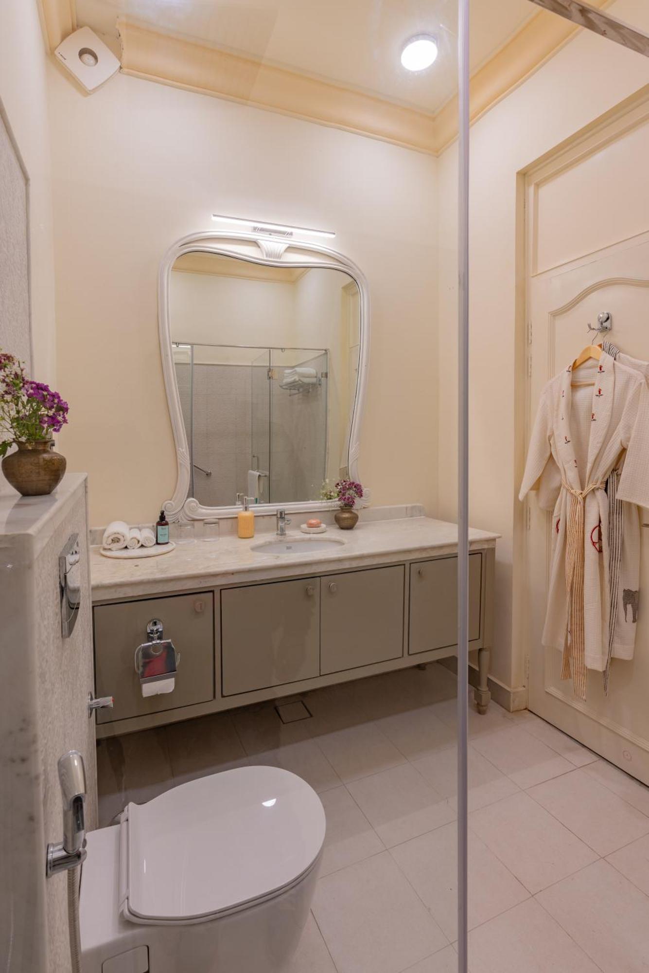Laalee Hotel Jaipur Bilik gambar